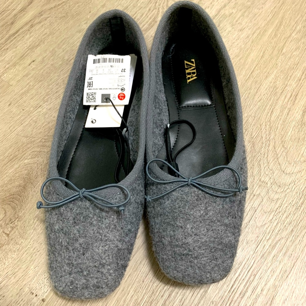 Zara Flat sz 37 6.5US